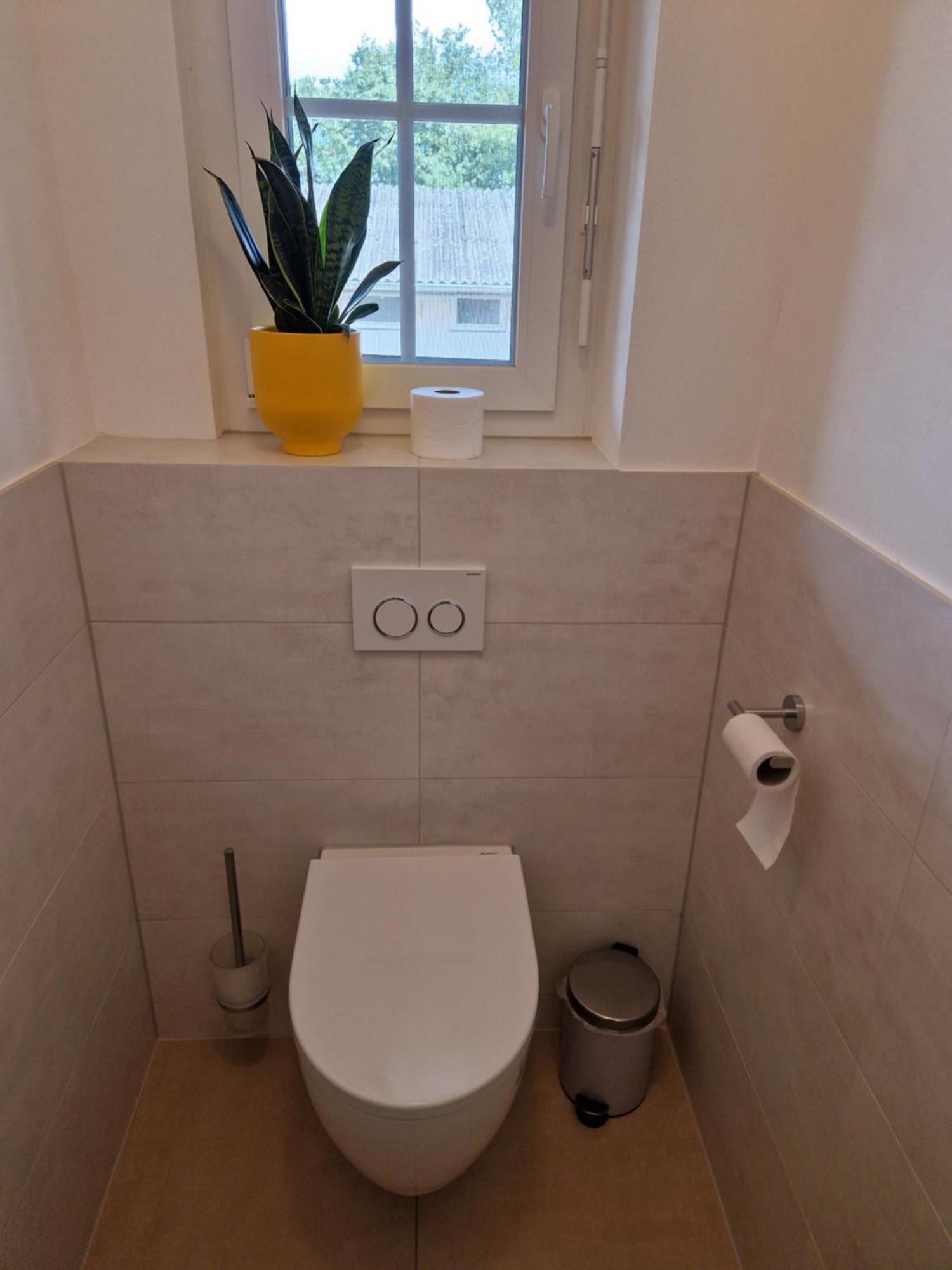 Fewo1 Neuwertige, Grosse 110Qm Fewo Ueber Zwei Etagen Mit Balkon Im Aussenbereich Riegel Exterior foto